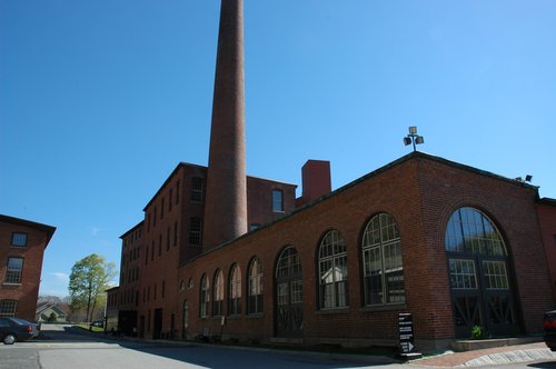 Damon Mills (back)