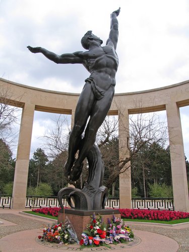 D-Day Monument Sculpture