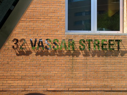 32 Vassar Street (Sign)
