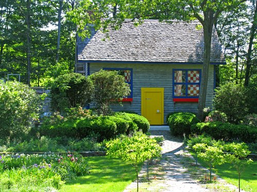Fairytale home (closer)