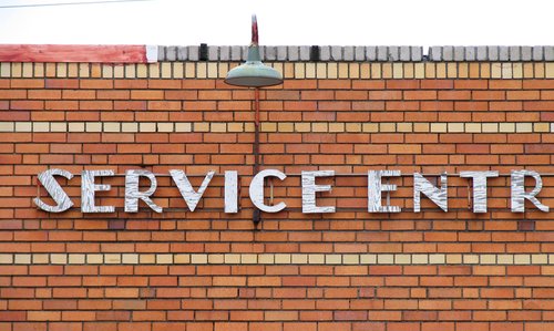 SERVICE Entrance