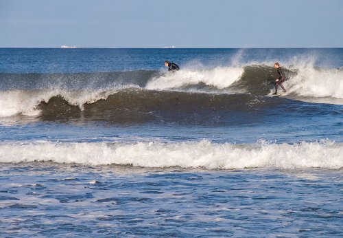 "Isaac" swell